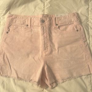 Never worn AE pink corduroy shorts